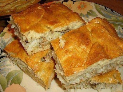 pirog-s-ryboy-i-risom